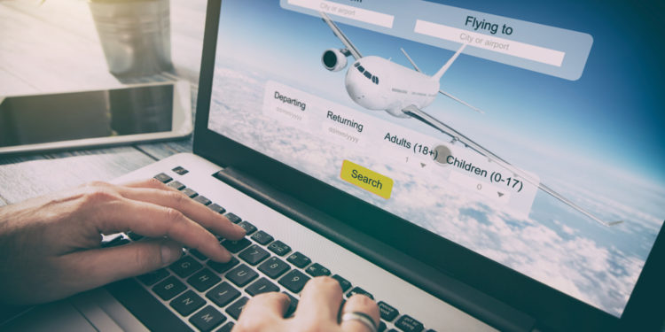 Will you save money on flights if you use private browsing?