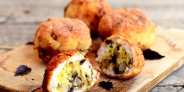 How does the bite-sized delight kurkure mushroom taste?